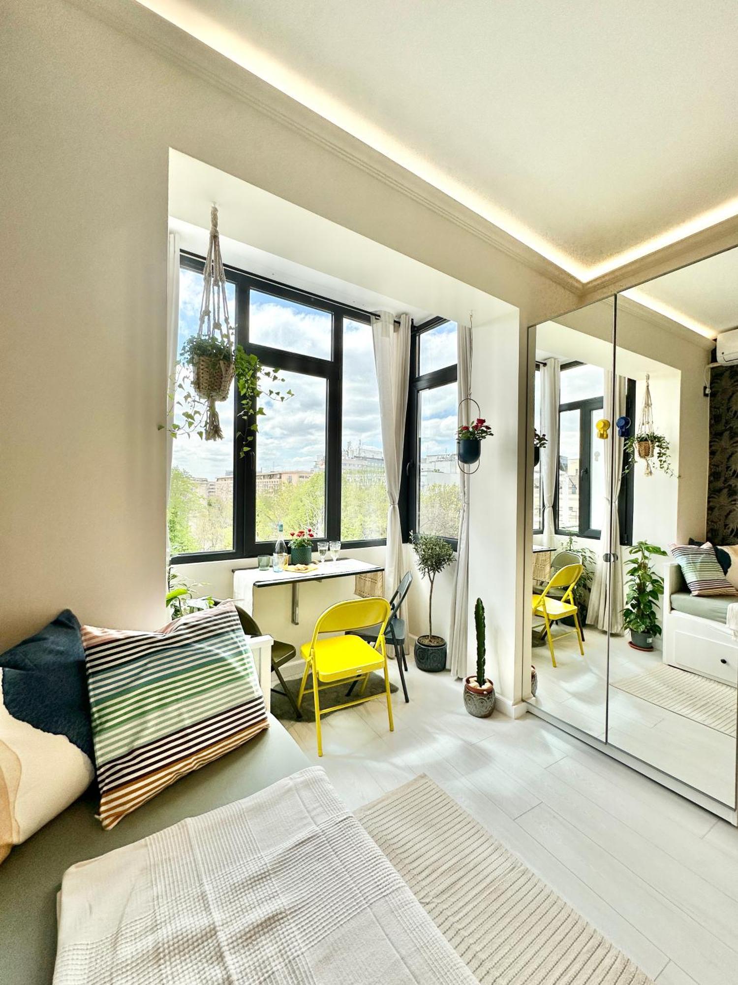 Harmony Studio - Elegant Escape Near Ateneu Бухарест Экстерьер фото